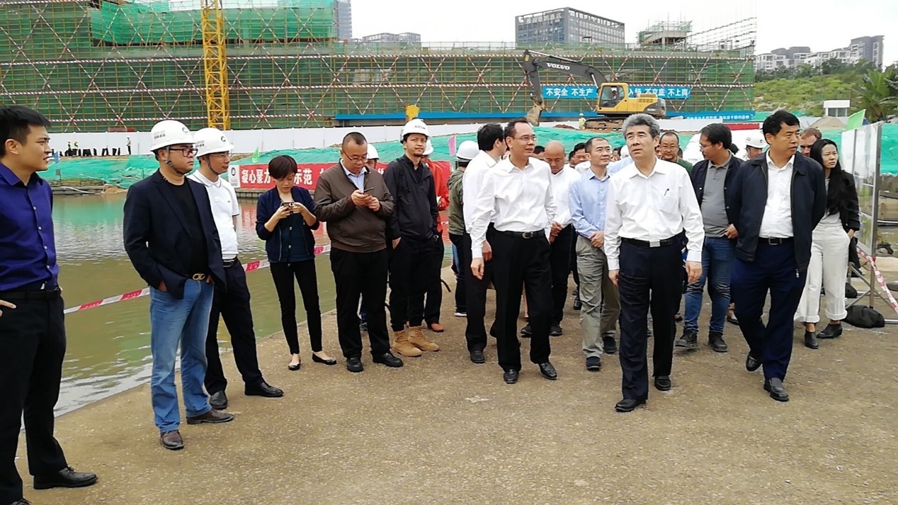深圳市委常委、常務副市長劉慶生考察港灣工程公司大沙河生態(tài)長廊景觀項目
