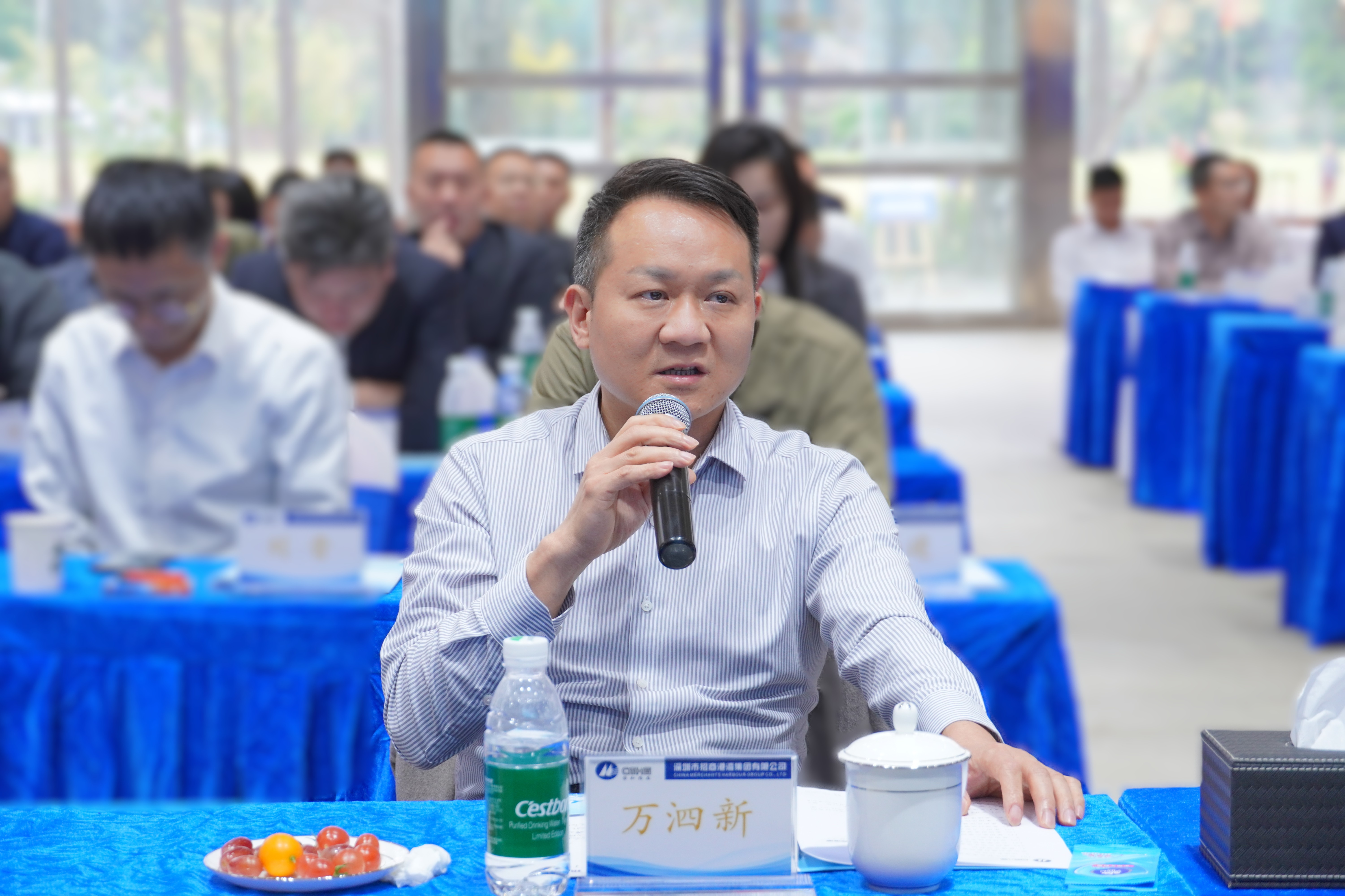 萬(wàn)總發(fā)言.JPG