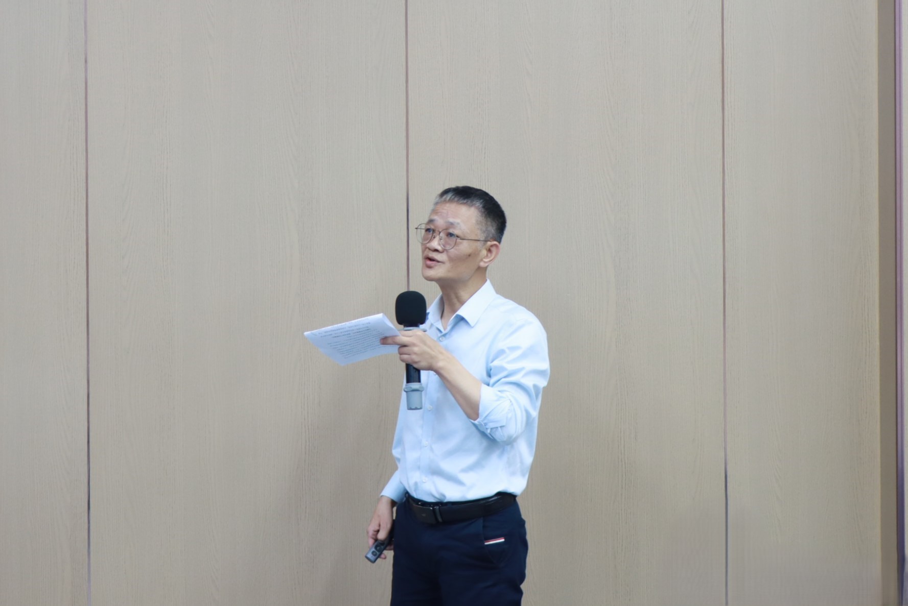 違規(guī)違紀(jì)通報(bào).JPG