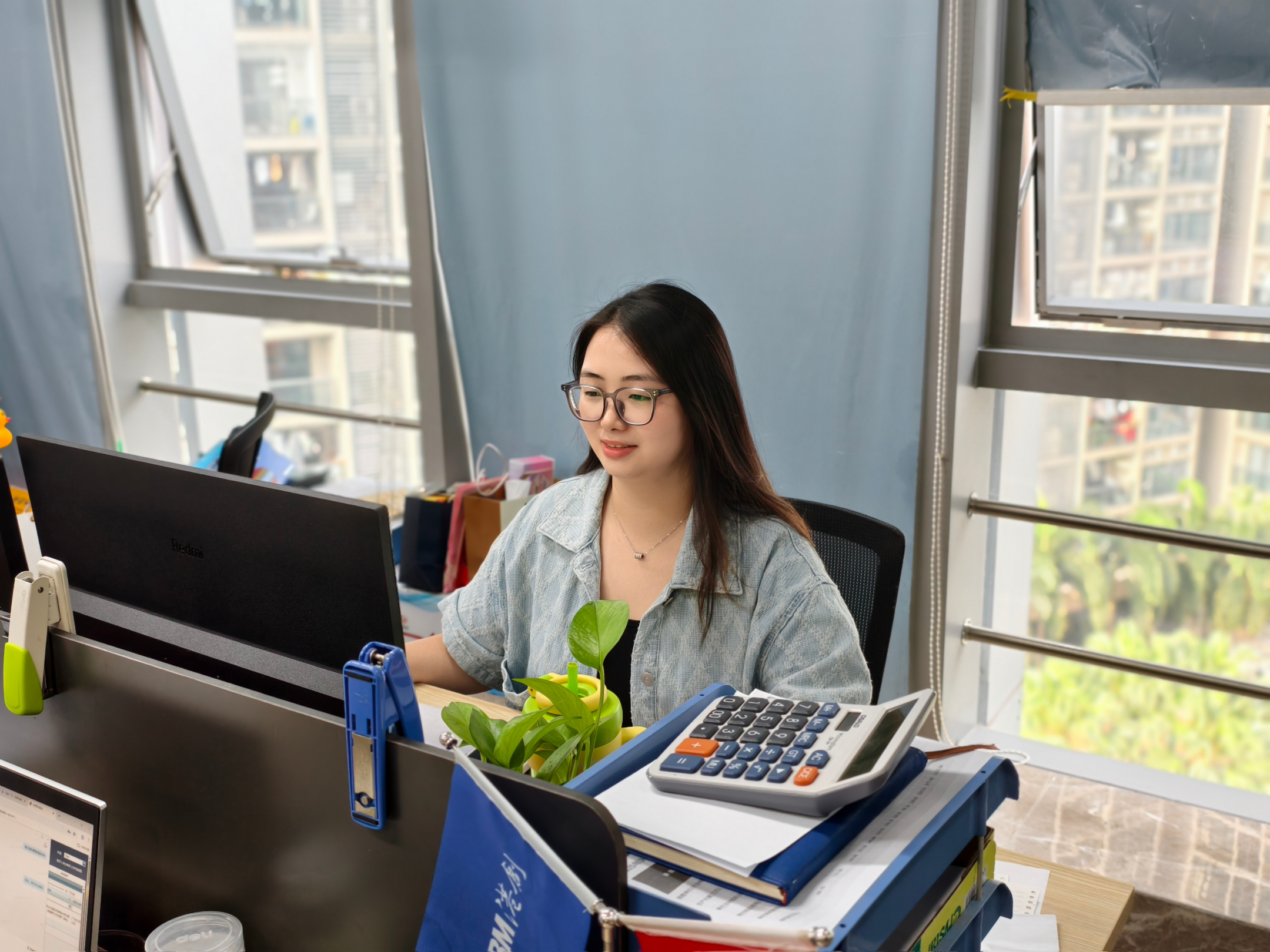 人物專欄丨港創(chuàng)股份公司運營管理部任嘉璐：乘風破浪，不負韶華時光